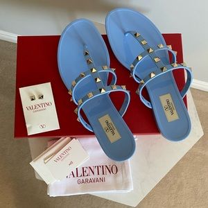(520) *Authentic* Brand new-FULL SET Valentino Blue Rockstud Sandal/8.5